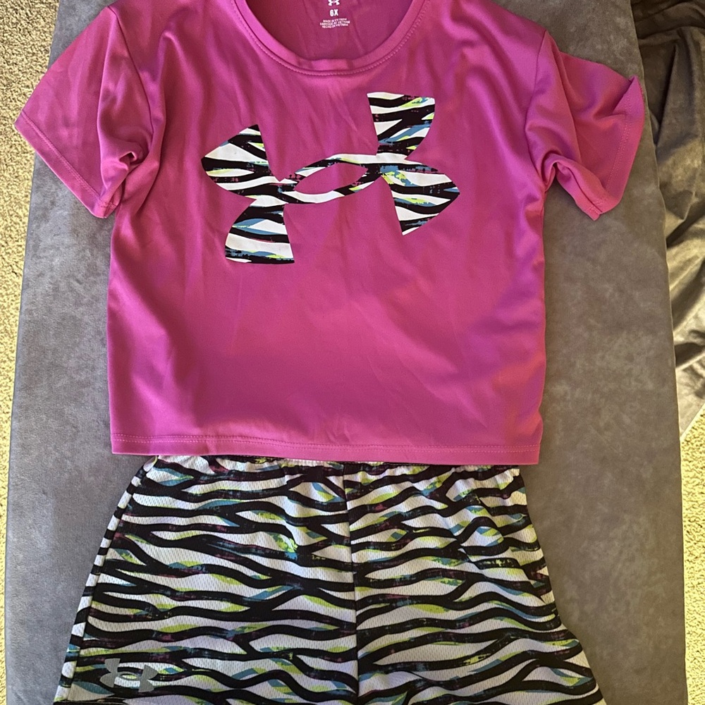 Girls pink under Armour outfit